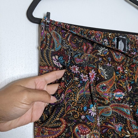 Z & L Elastic Tie Waist Straight Leg Paisley Floral Print Pants Black Red Gold M - Picture 5 of 12